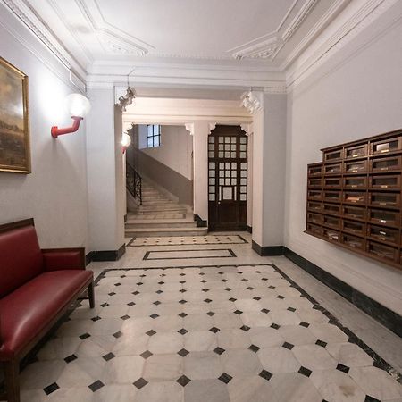 227 - Largo Zecca Luxury Apartment - Nel Cuore Del Centro Di Genova Esterno foto